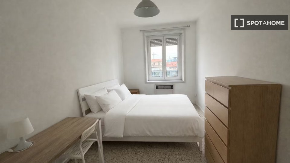 Double room Milan, 3 beds, 120m² — photo 4