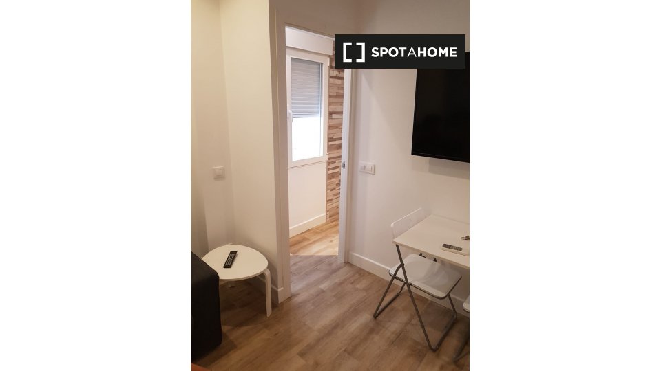 Apartment Madrid, 2 beds, 45m² — photo 1