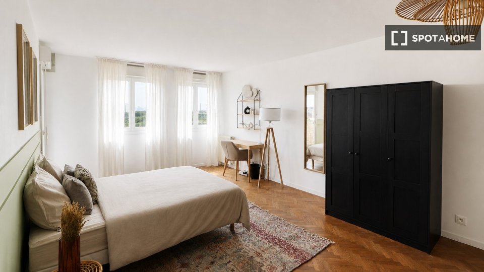 Chambre double Paris, 4 chambres — photo 31