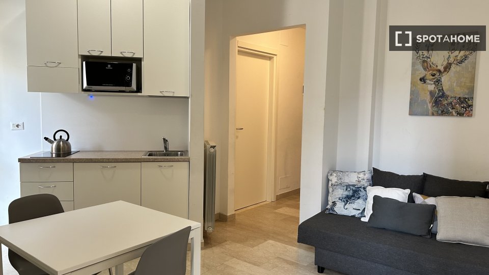 Apartment Milan, 1 bed, 53m² — photo 10