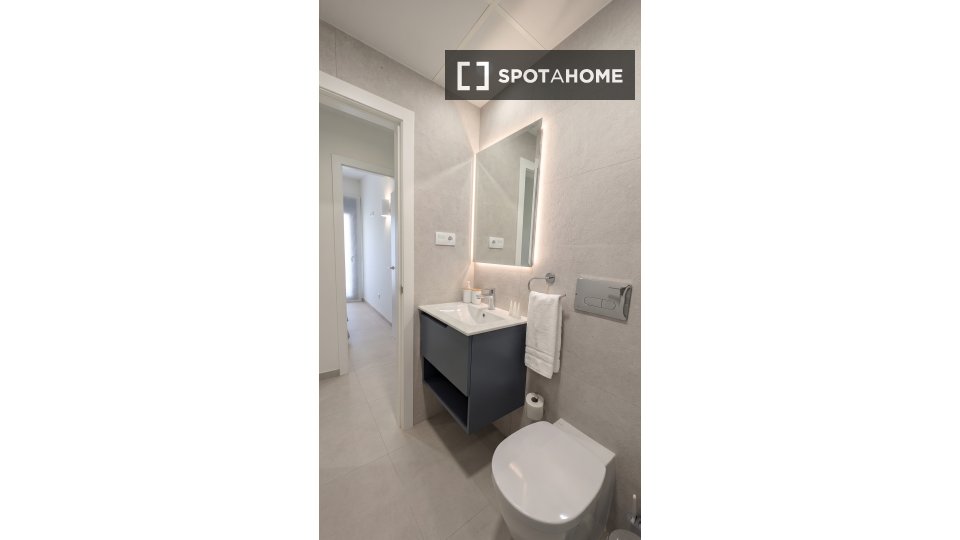 Apartment Alicante, 2 beds — photo 8