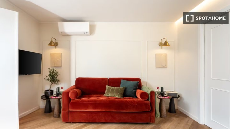 Apartment Lisbon, 1 bed — photo 11