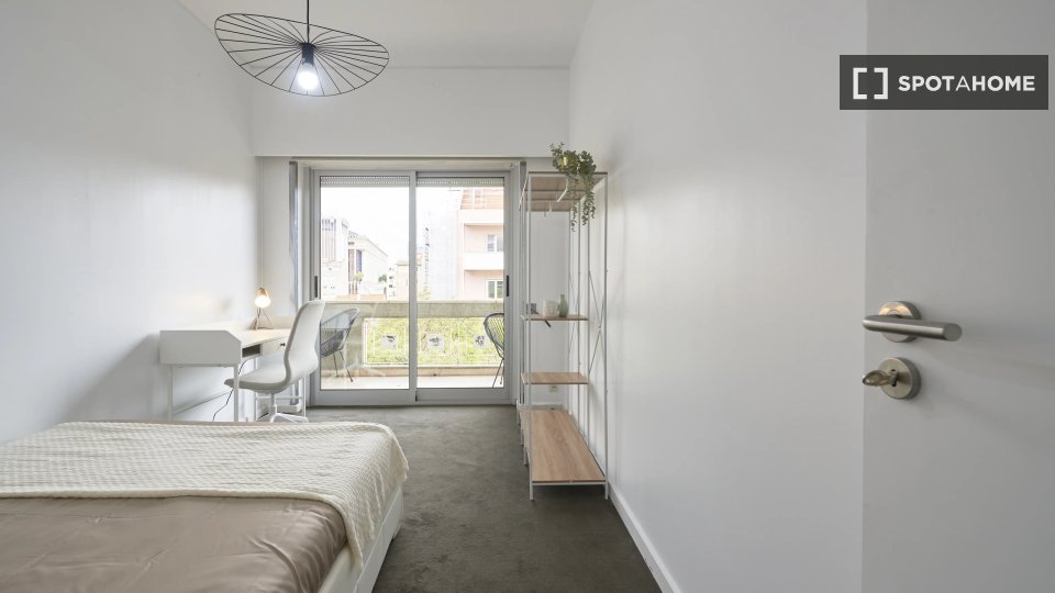 Double room Lisbon, 9 beds — photo 2
