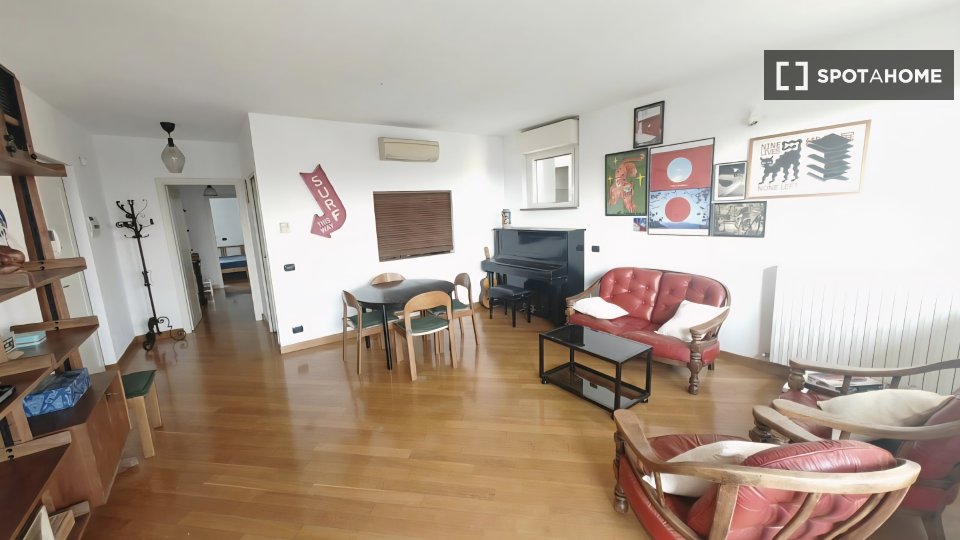 Double room Milan, 2 beds, 95m² — photo 2