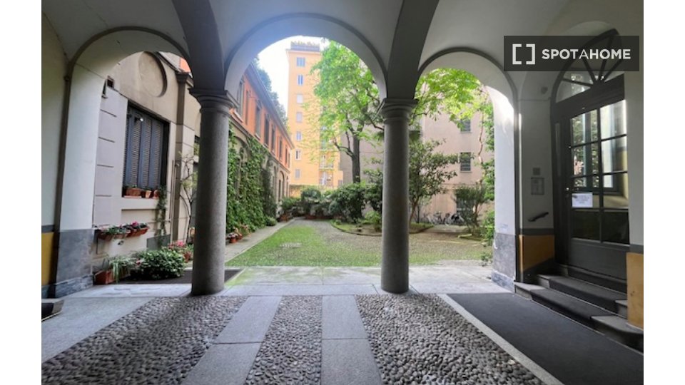 Apartment mono Milan, 65m² — photo 2