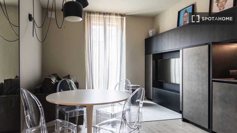 Apartment Milan, 1 bed, 49m² — photo 3