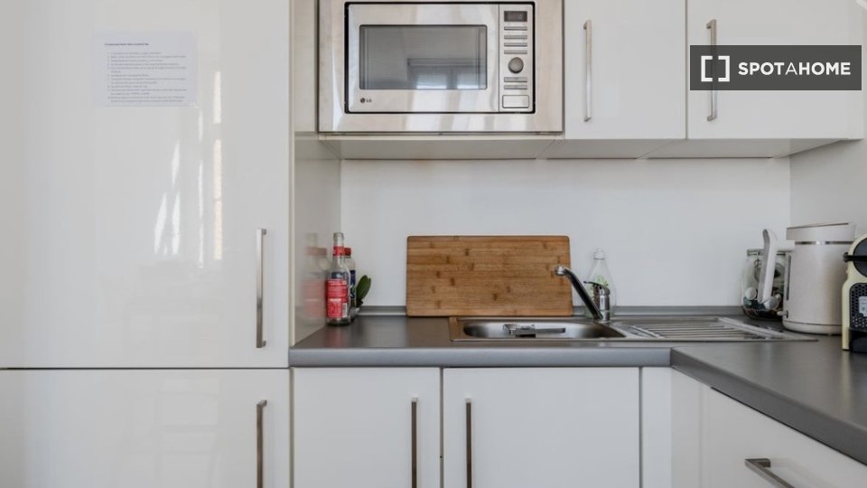 Apartment Berlin, 1 bed, 67m² — photo 4