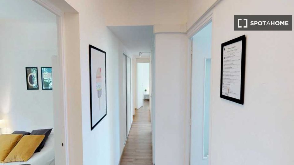 Double room Montpellier, 5 beds, 90m² — photo 7