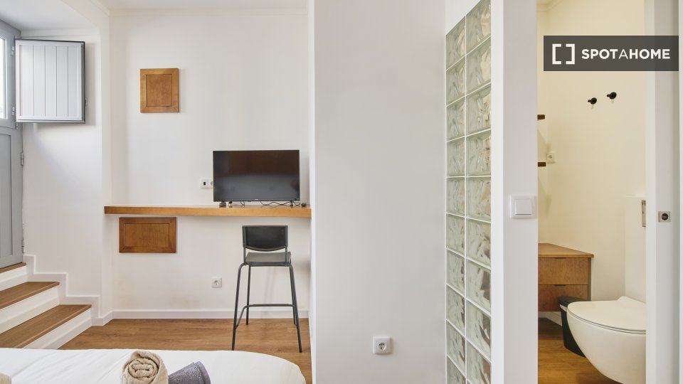 Apartment Lisbon, 1 bed — photo 3