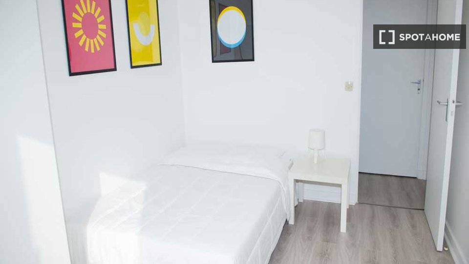 Double room Paris, 4 beds, 90m² — photo 14