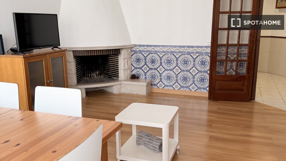 Apartment Lisbon, 2 beds — photo 19