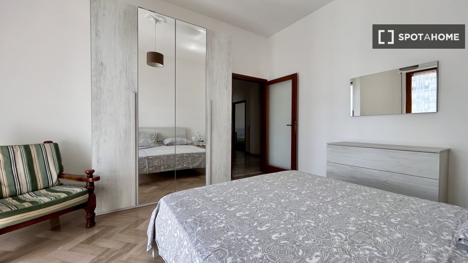 Double room Florence, 3 beds, 100m² — photo 12