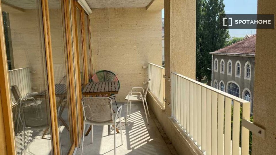 Double room Lyon, 6 beds, 110m² — photo 1