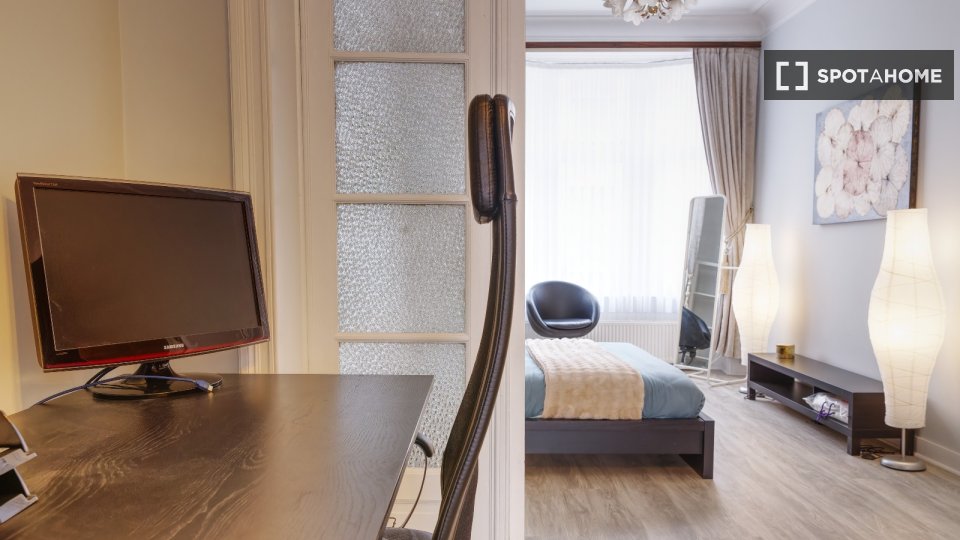 Apartment Brussels, 1 bed, 125m² — photo 10