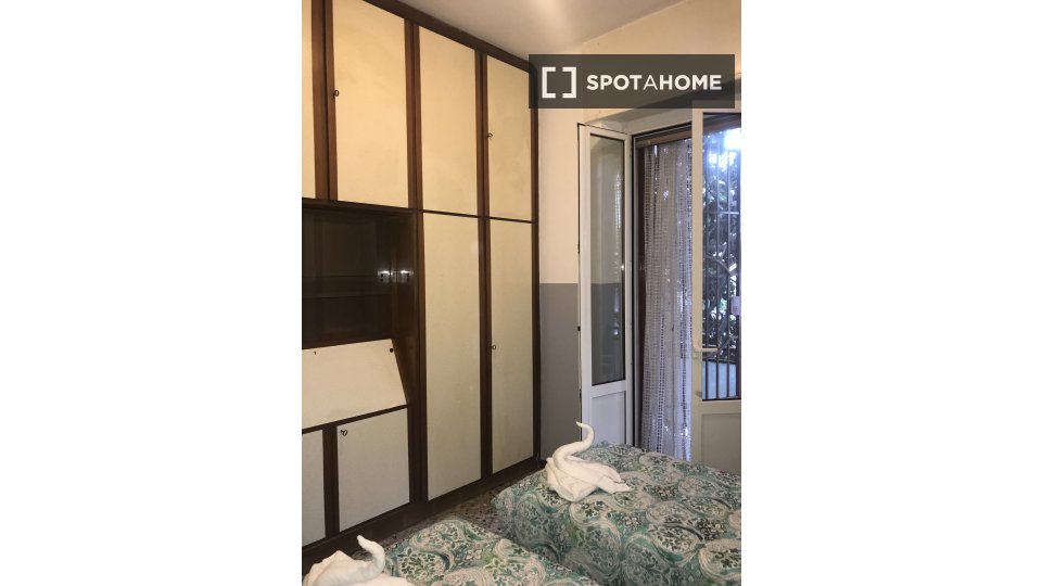 Double room Milan, 3 beds, 100m² — photo 22