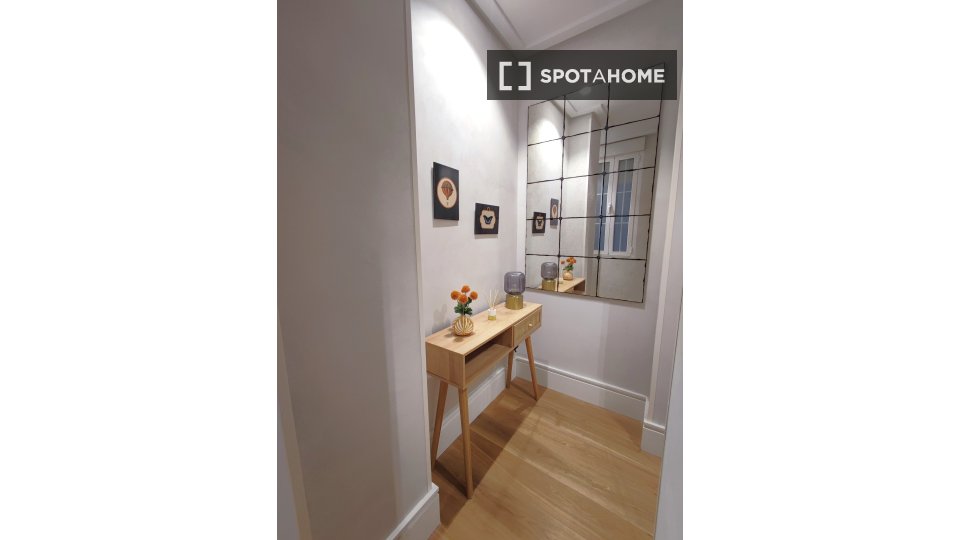Apartment Madrid, 2 beds, 43m² — photo 12
