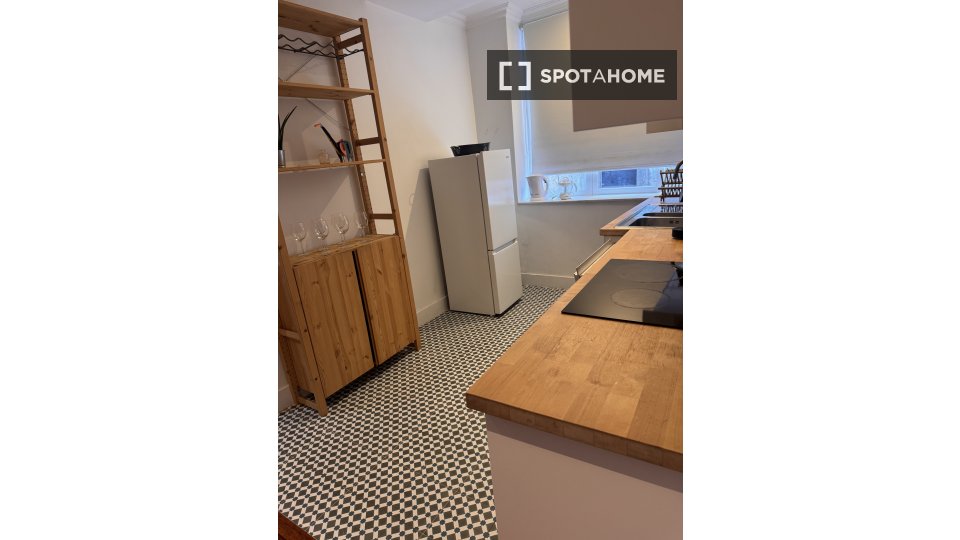 Apartment mono Lisbon, 60m² — photo 6