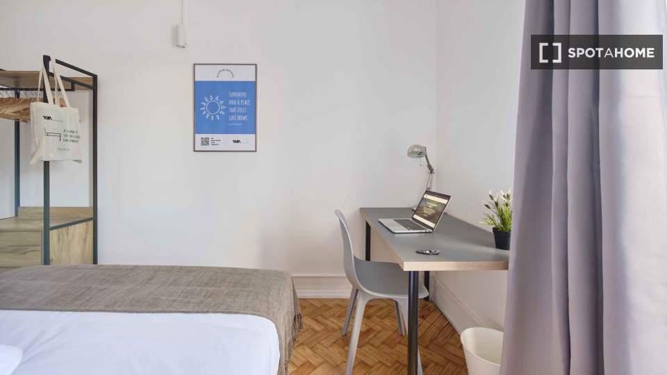 Double room Lisbon, 7 beds — photo 23