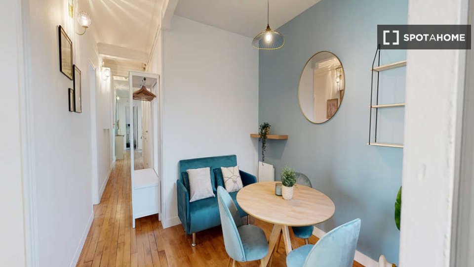 Double room Paris, 9 beds, 160m² — photo 2