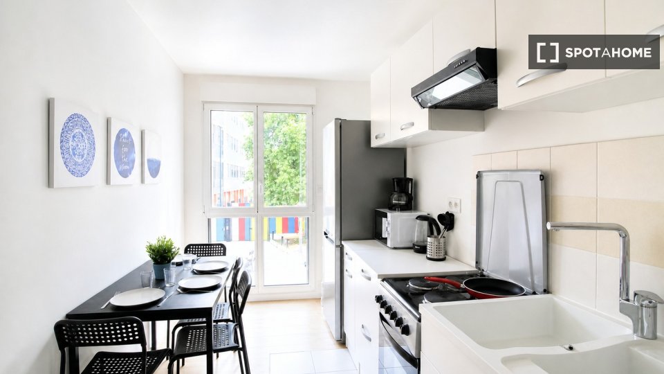 Chambre double Paris, 4 chambres — photo 32