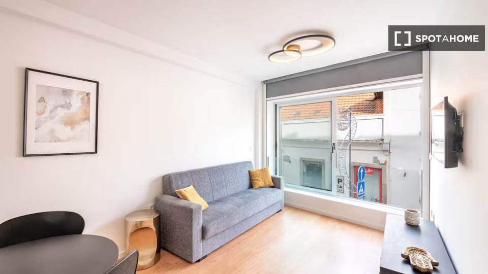 Apartment Porto, 2 beds, 63m² — photo 10