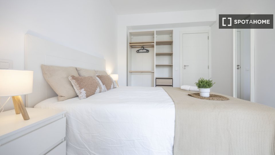 Chambre double Valence, 5 chambres, 100m² — photo 17