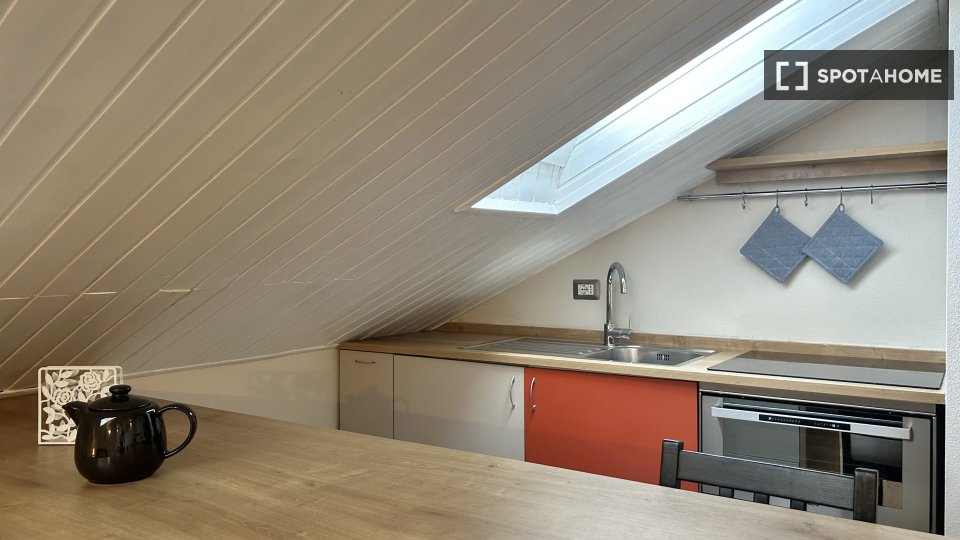 Apartment Milan, 1 bed, 58m² — photo 18