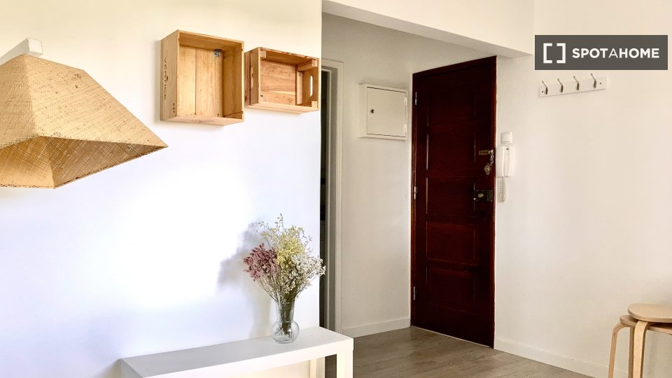 Double room Lisbon, 2 beds — photo 5