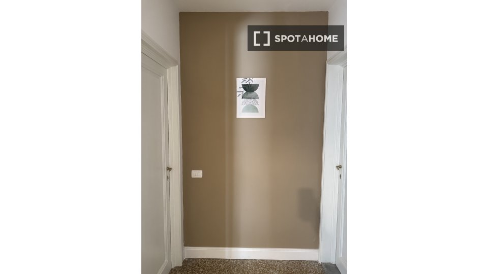 Apartment Florence, 2 beds, 65m² — photo 11