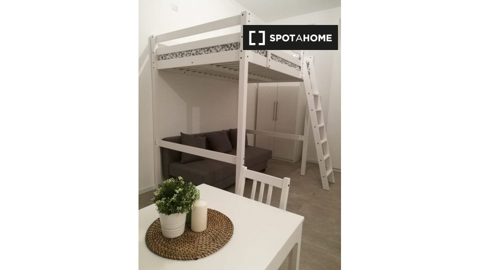 Apartment Milan, 1 bed — photo 6