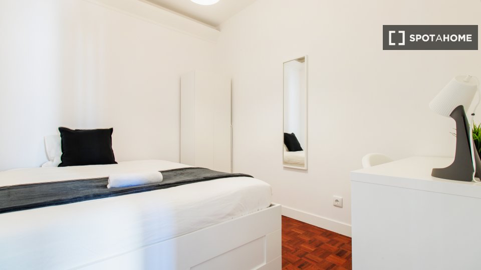 Double room Lisbon, 10 beds — photo 16