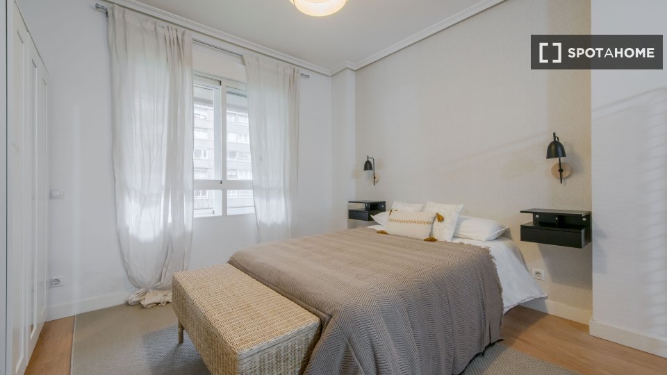 Double room Madrid, 8 beds, 200m² — photo 43