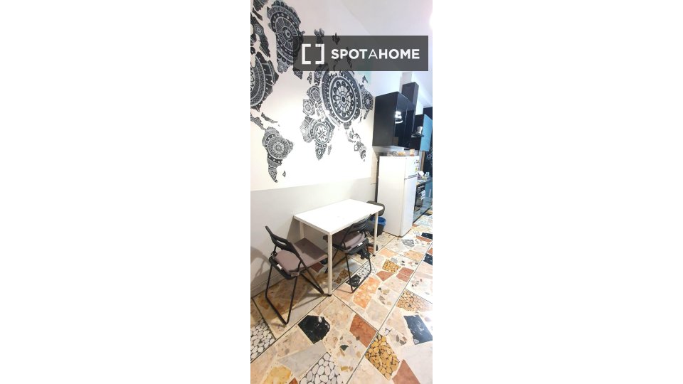 Double room Rome, 4 beds, 120m² — photo 22