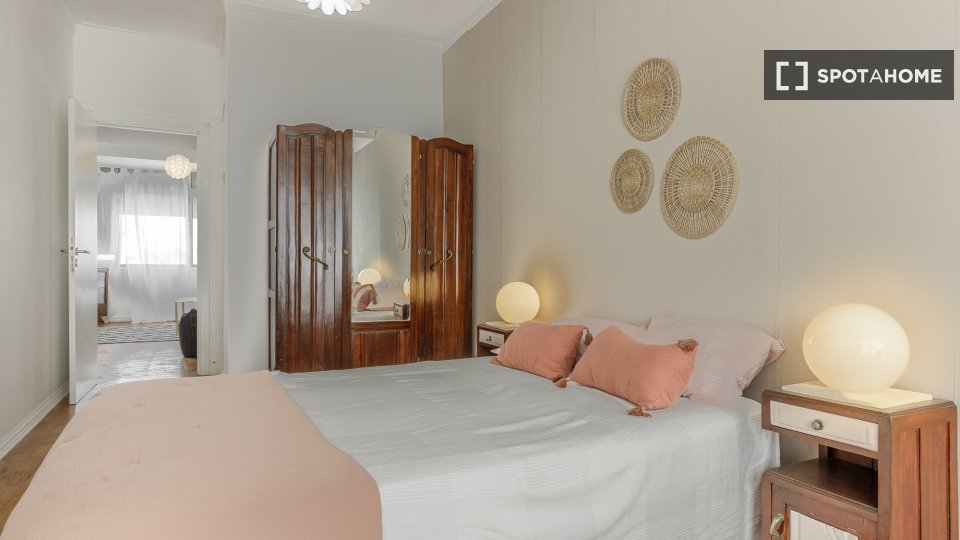 Apartment mono Lisbon, 35m² — photo 10