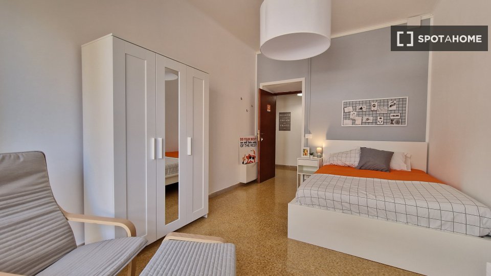 Double room Rome, 5 beds — photo 28