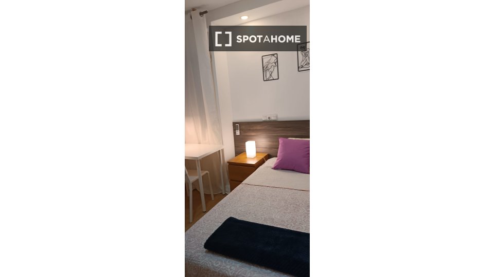 Double room Madrid, 4 beds, 70m² — photo 86