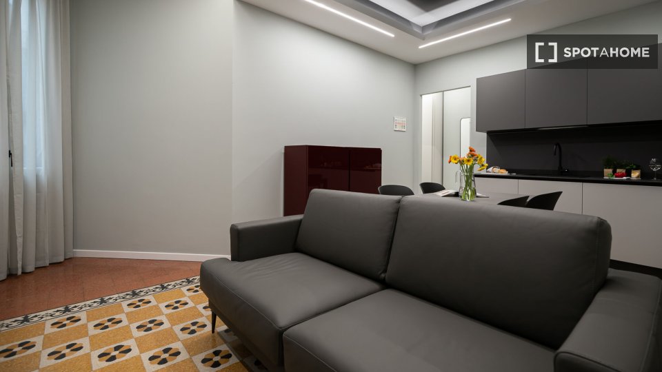 Apartment Milan, 2 beds, 72m² — photo 13