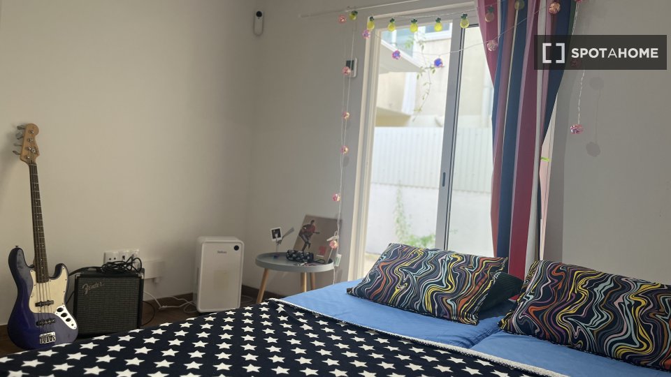 Apartment Lisbon, 2 beds, 70m² — photo 4