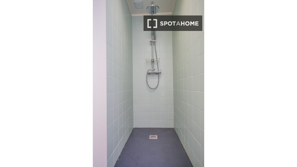 Apartment Porto, 1 bed — photo 2
