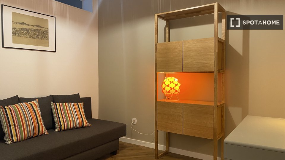 Apartment Lisbon, 2 beds, 70m² — photo 6