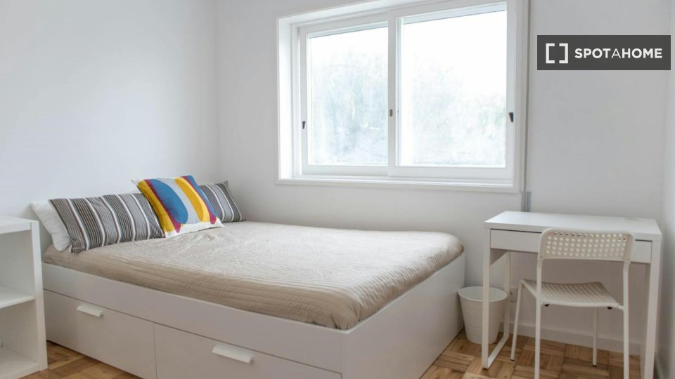 Double room Porto, 14 beds — photo 15