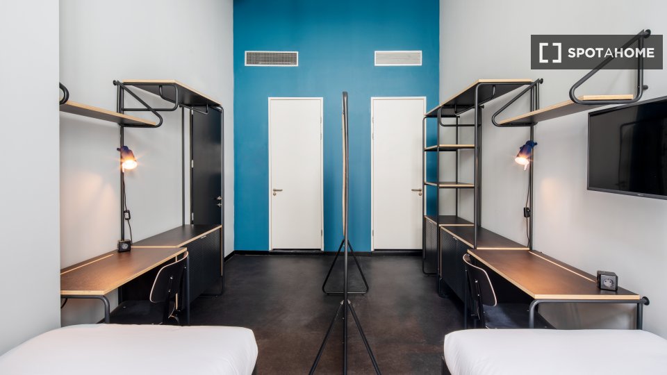 Double room Bologna, 2 beds — photo 7