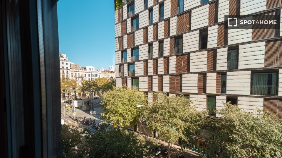 Double room Barcelona, 10 beds, 180m² — photo 6