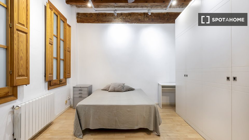 Apartment Barcelona, 2 beds — photo 5
