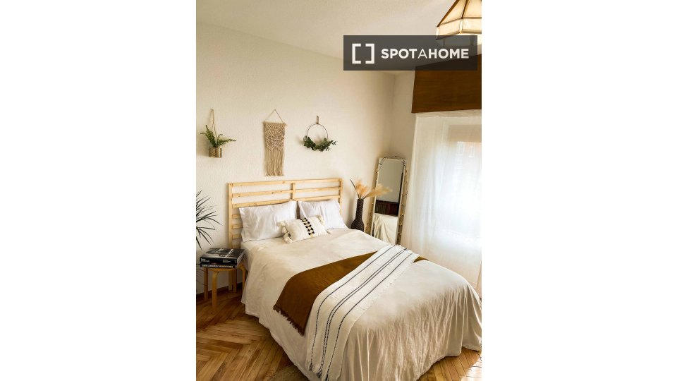 Double room Madrid, 7 beds — photo 6