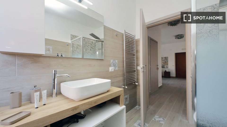 Apartment Rome, 2 beds — photo 8