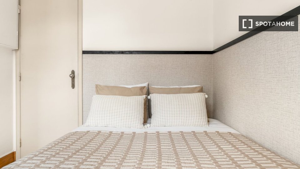 Double room Lisbon, 10 beds — photo 11