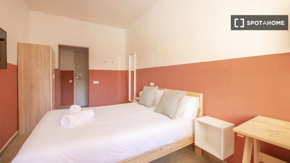 Double room Barcelona, 14 beds — photo 3