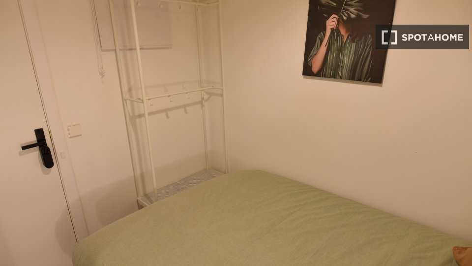 Habitación doble Barcelona, 14 habitaciones — foto 2