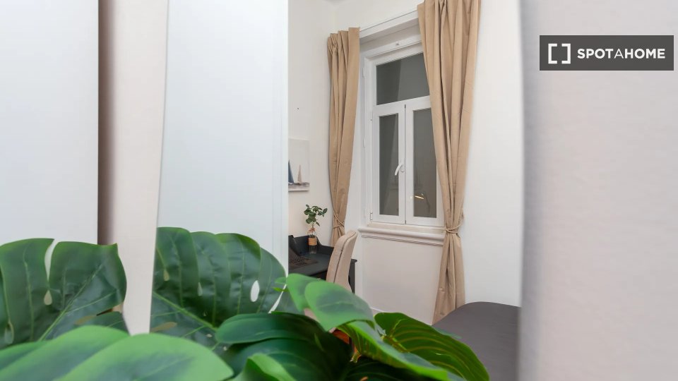 Double room Lisbon, 6 beds — photo 3